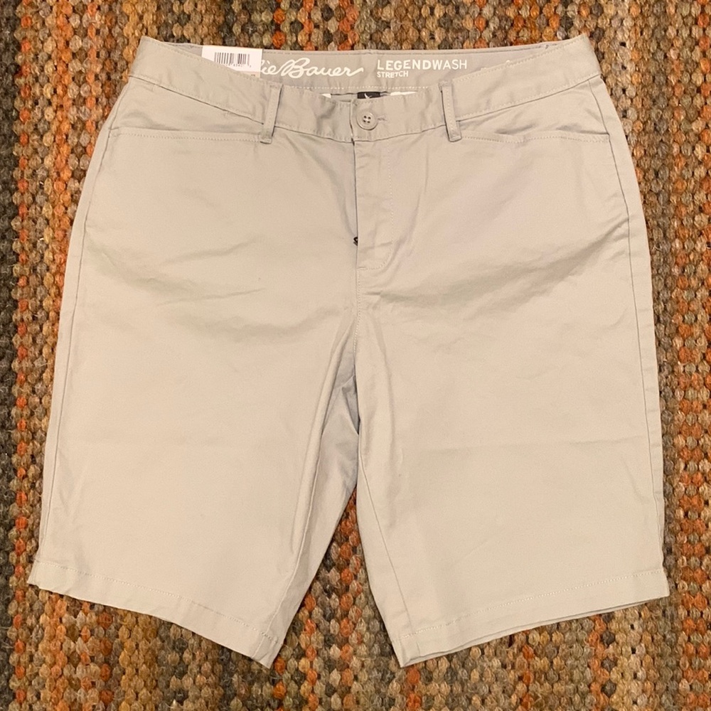 NWT Eddie Bauer Chino Shorts Size 8 Curvy